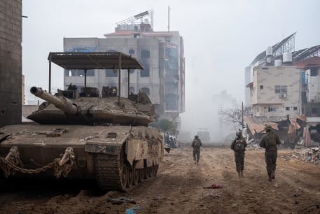  IDF soldiers operate in the Gaza Strip, March 28, 2024.