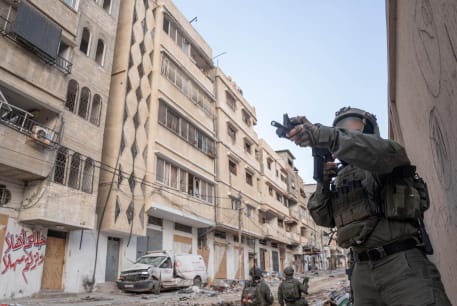  Israeli soldiers operate near Shifa Hospital, in Gaza, March 29, 2024