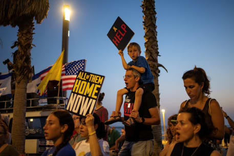  Supporters and families of hostages, who were kidnapped during the deadly October 7 attack by Palestinian Islamist group Hamas, rally demanding the release of hostages as part of a deal being advanced by U.S. President Joe Biden, outside the U.S. consulate in Tel Aviv, Israel June 3, 2024.