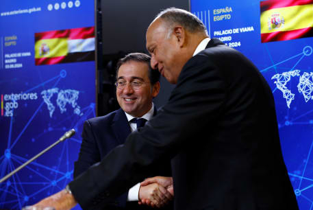  Egyptian Foreign Minister Sameh Shoukry and his Spanish counterpart Jose Manuel Albares shake hands after a joint press conference in Madrid, Spain, June 3, 2024. 