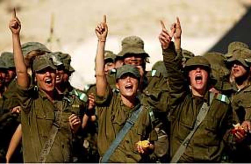 female soldiers 298.88 (photo credit: IDF)
