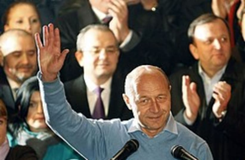 Traian Basescu 248 88 ap (photo credit: AP)