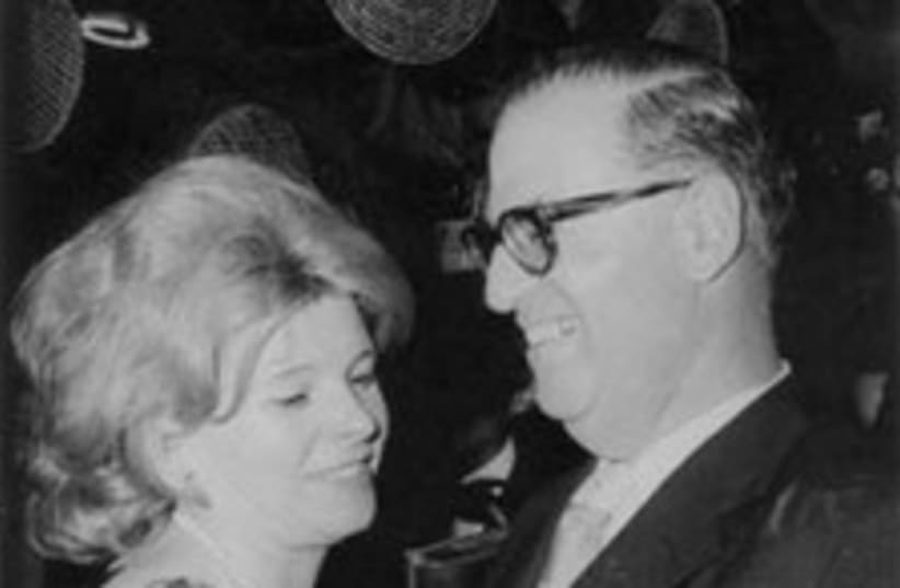 Suzy and Abba Eban 224.8 (photo credit: Jerusalem Post Archive)