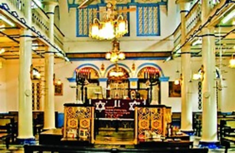 Burma synagogue (photo credit: Sammy Samuels)