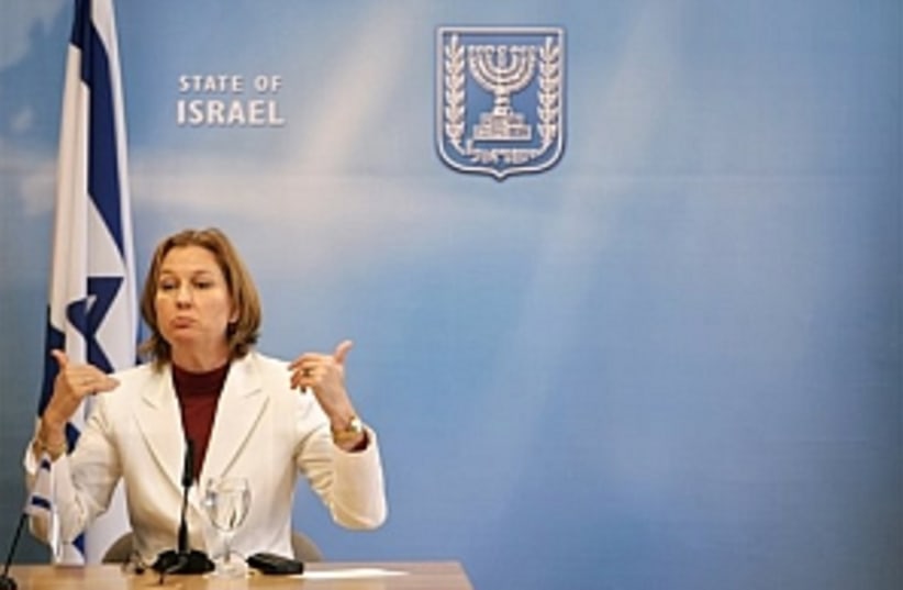 Livni gestures 298.88 (photo credit: AP)