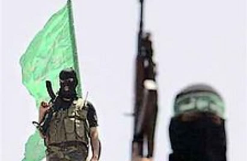 Hamas gunmen 224.88 (photo credit: AP)