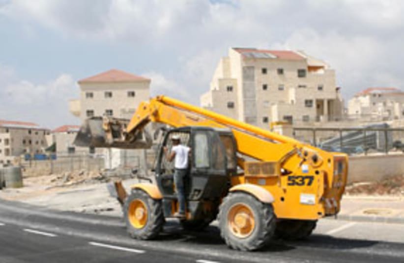 construction work in beitar illit 311 (photo credit: Ariel Jerozolimski)