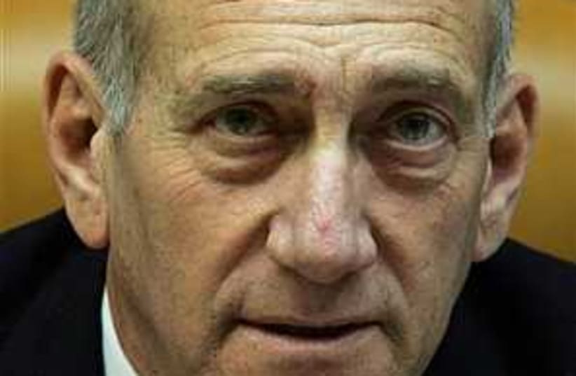 olmert scary 298.88 (photo credit: AP)