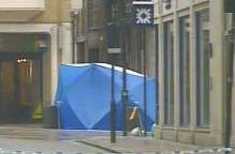 london bomb 298.88  (photo credit: Sky News)