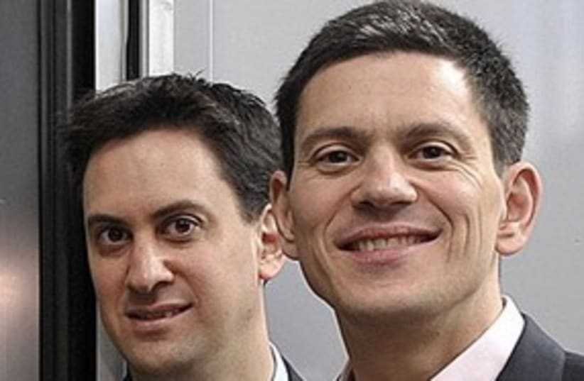 Miliband brothers 311 (photo credit: ASSOCIATED PRESS)