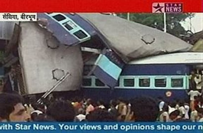 train crash 311 (photo credit: AP)