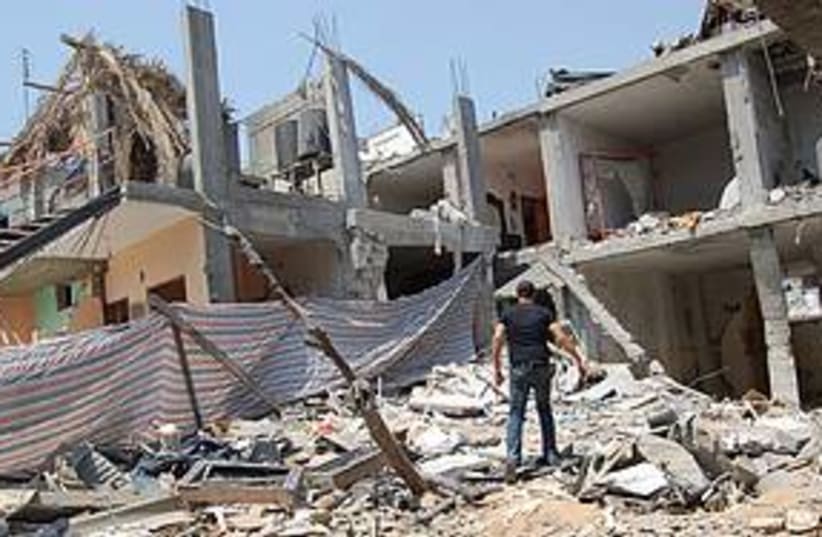 Gaza explosion 311 (photo credit: TML photos)