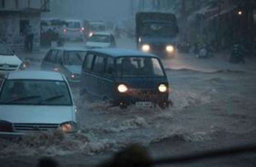 India floods 311 (photo credit: AP Photo/Channi Anand)