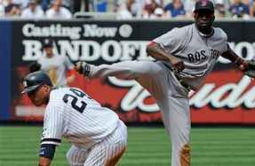 Yankees Red Sox 311 (photo credit: Associated Press)