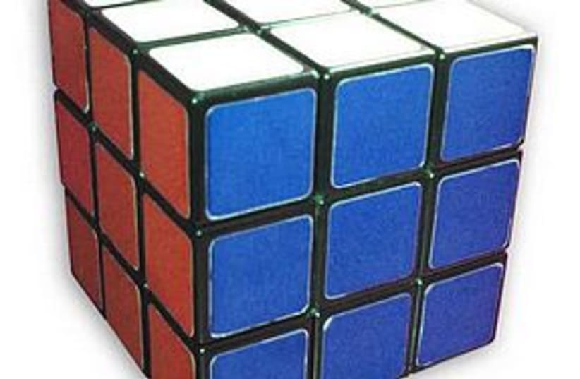 rubiks cube 311 (photo credit: Wikimedia commons)