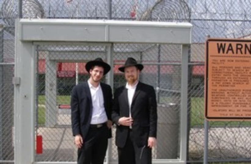 Chabad in prison (photo credit: Paul Ross)
