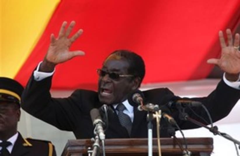 Mugabe Zimbabwe 311 (photo credit: Associated Press)