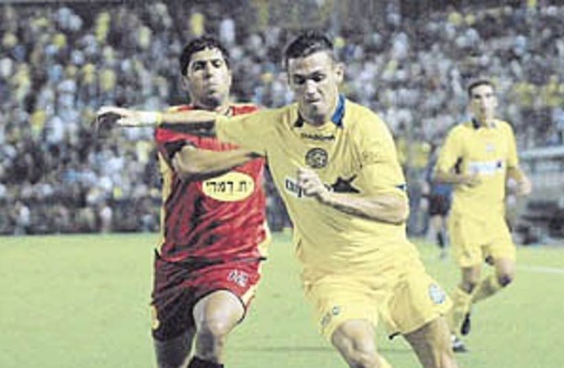 Maccabi TA soccer 298.88 (photo credit: Asaf Kliger)