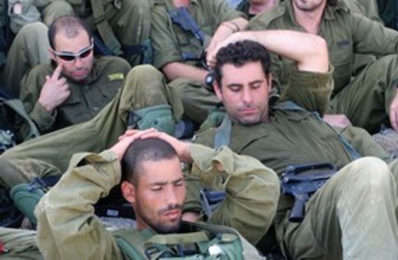 Israeli reserve soldiers 311 (photo credit: Marc Israel Sellem)