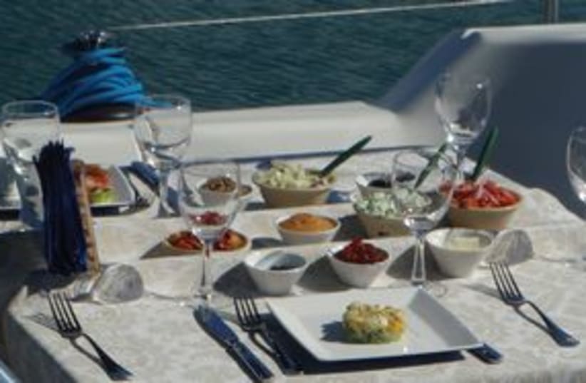 Dining on a private yacht in Ashdod 311 (photo credit: Yoni Cohen)