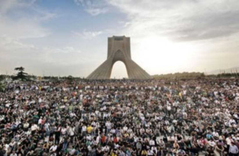 Protests in Tehran Iran 2009 311 AP (photo credit: AP)