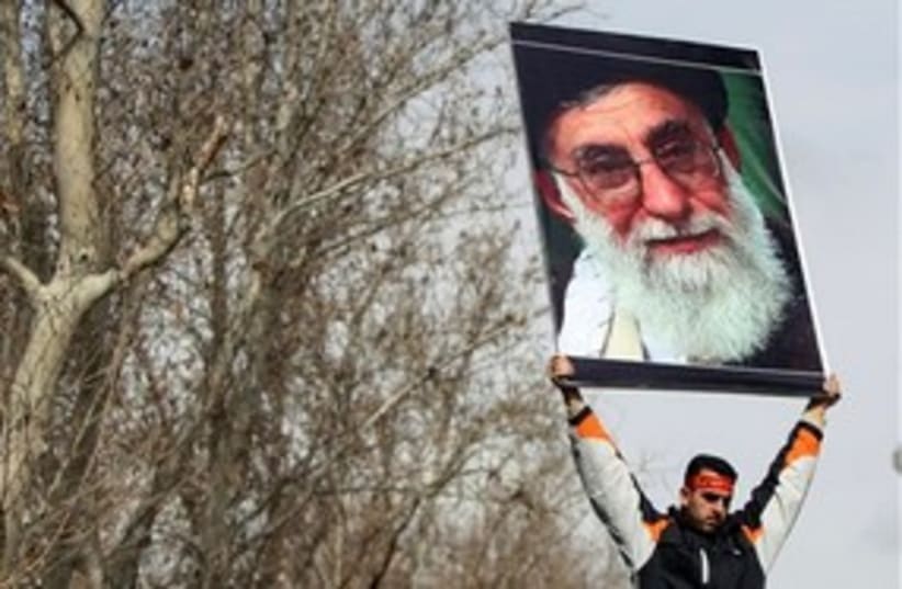 Pro Regime Iranian 311 (photo credit: Associated Press)