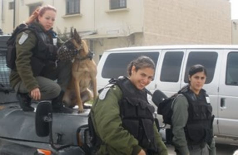 Border Police women 311 (photo credit: Yaakov Lappin)