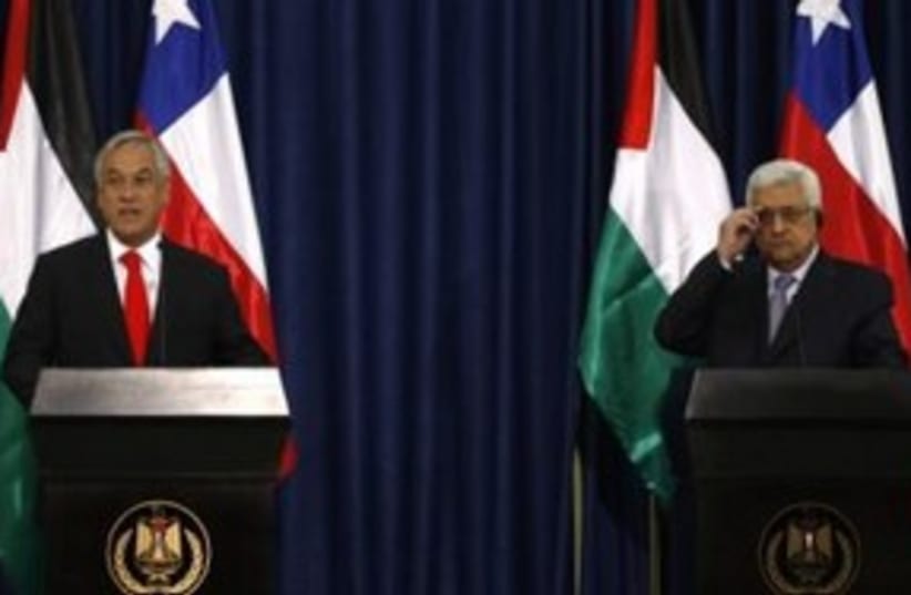 PA President Abbas, Chilean President Sebastian Pinera 311 R (photo credit: REUTERS/Mohamad Torokman)