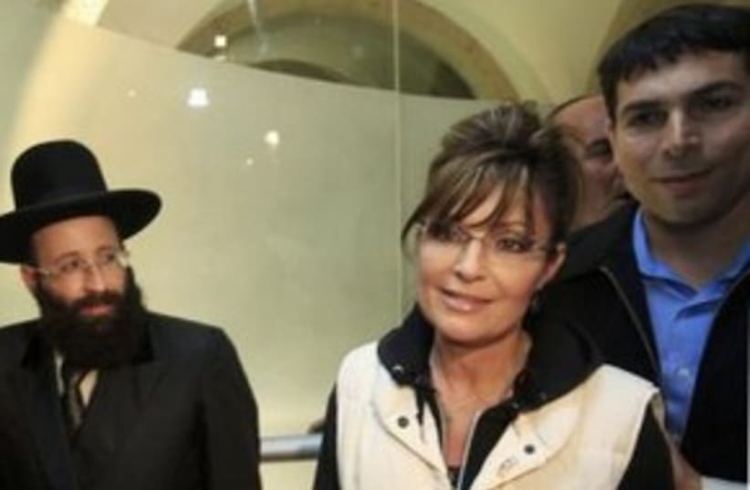 Sarah Palin at Kotel 311 (photo credit: REUTERS/Ronen Zvulun)