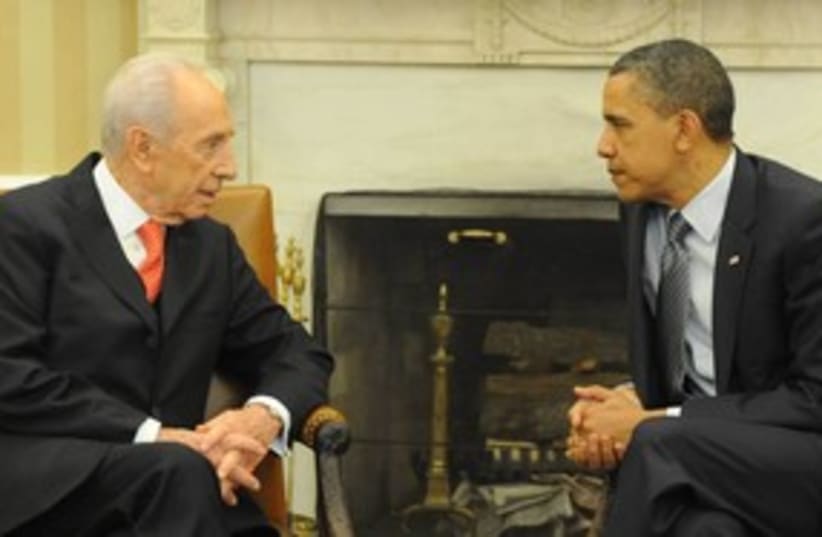 President Peres with US President Obama 311 (GPO) (photo credit: Mark Neyman / GPO)