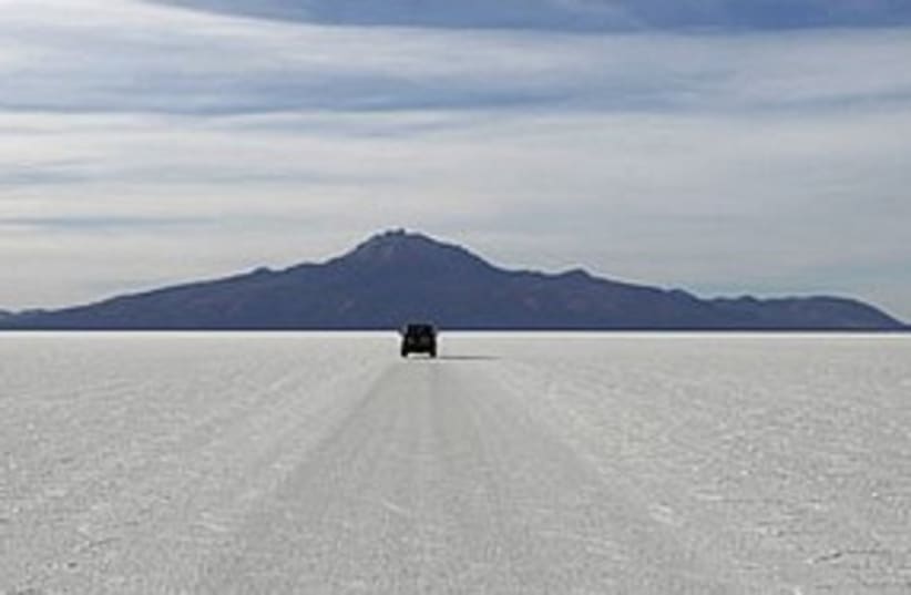Bolivia salt flat 311 Reuters (photo credit: Reuters)