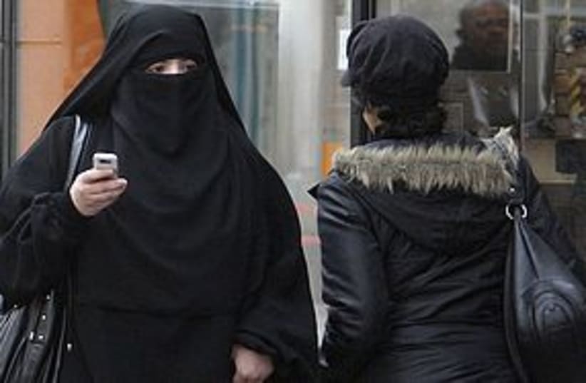 burka 311 (photo credit: REUTERS)