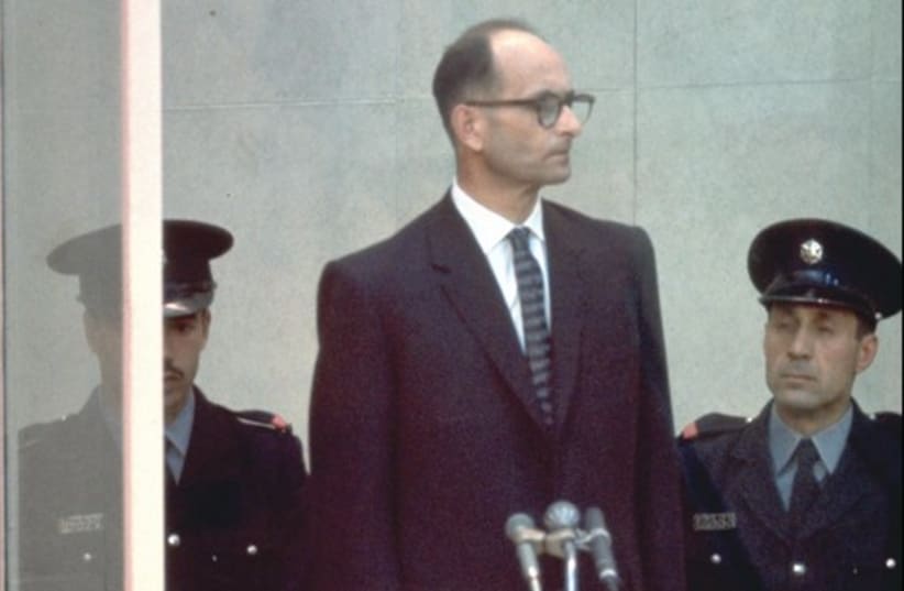 Adolf Eichmann on trial in Jerusalem 521 (photo credit: JOHN MILLI / GPO)