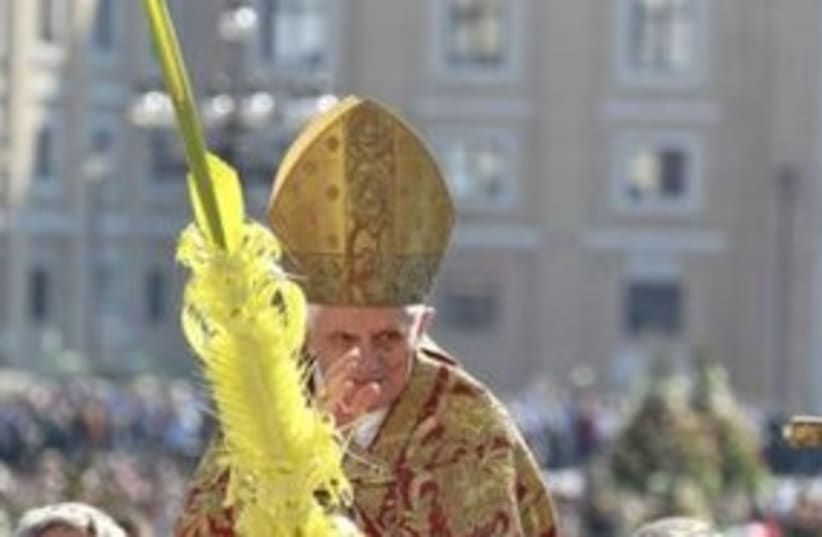 Pope Benedict XVI in Vatican 311 (photo credit: REUTERS/Stefano Rellandini)