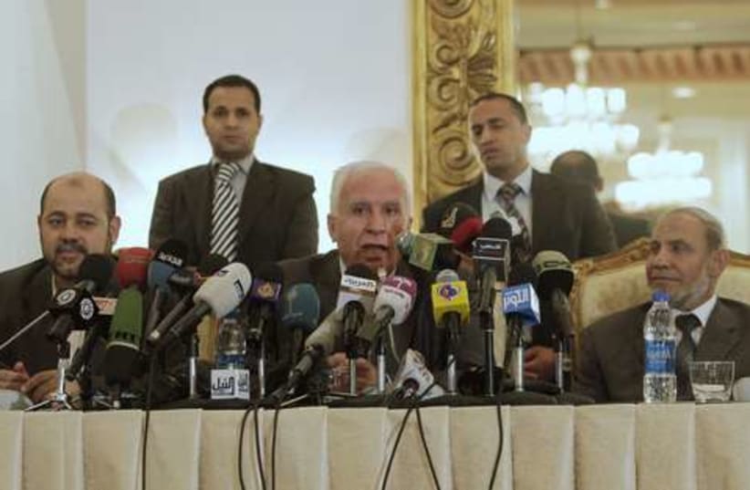Fatah Hamas press conference 521 (photo credit: REUTERS/Asmaa Waguih)