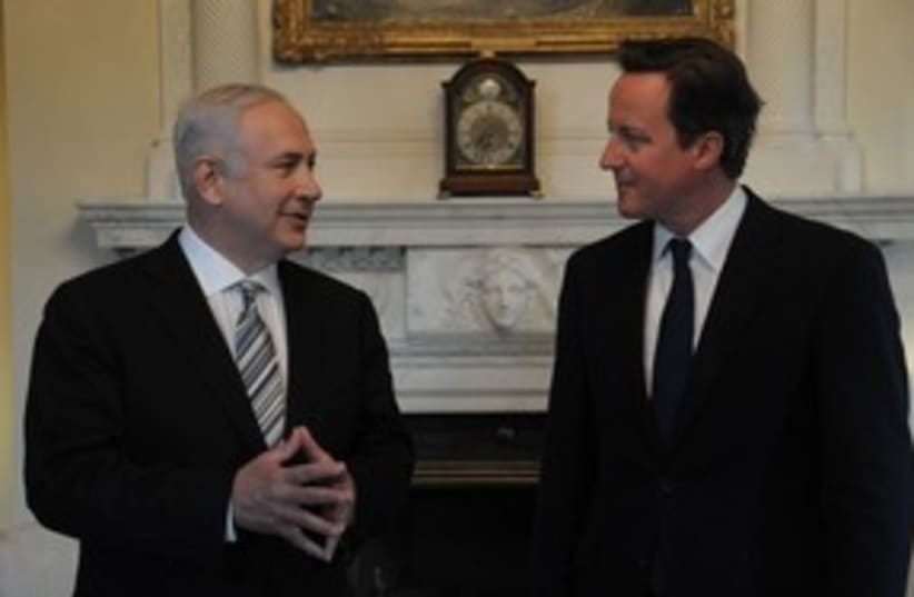 netanyahu and cameron_311 (photo credit: Amos Ben-Gershom/GPO)