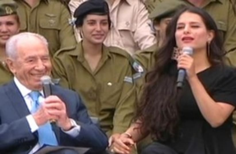 President Peres with Miri Mesika 311 (photo credit: Channel 10)