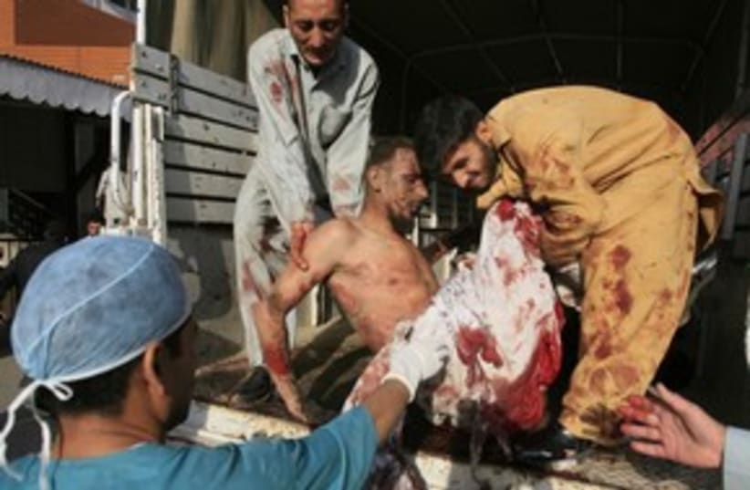pakistan suicide bombing_311 (photo credit: Stringer Pakistan / Reuters)