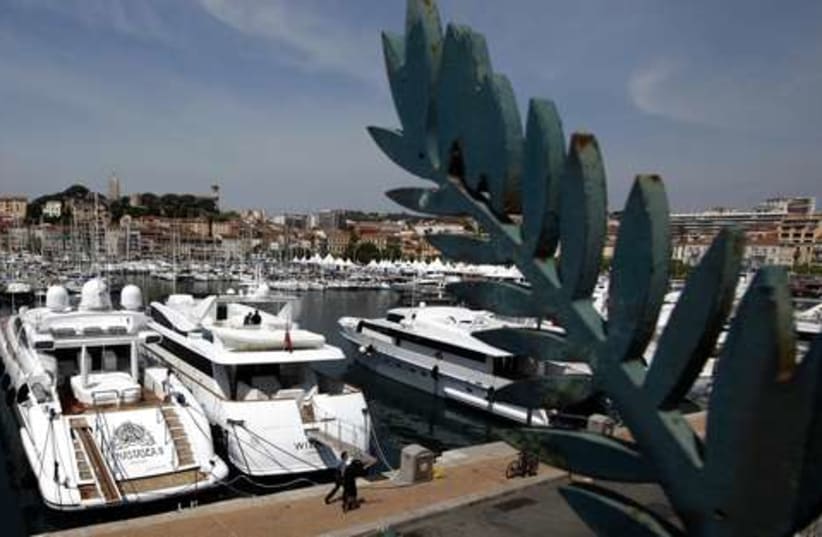 Cannes yachts 521 (photo credit: REUTERS/Eric Gaillard)