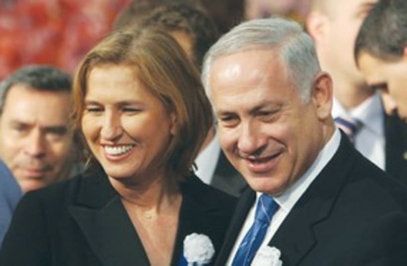 Livni and Netanyahu 311 (photo credit: Reuters)