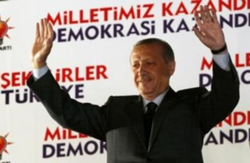 Erdogan wins 311 (photo credit: REUTERS)