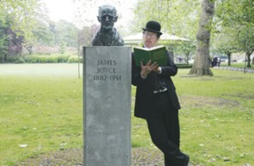 Bloomsday 311 (photo credit: James Joyce Centre Dublin/Leon Farrell))