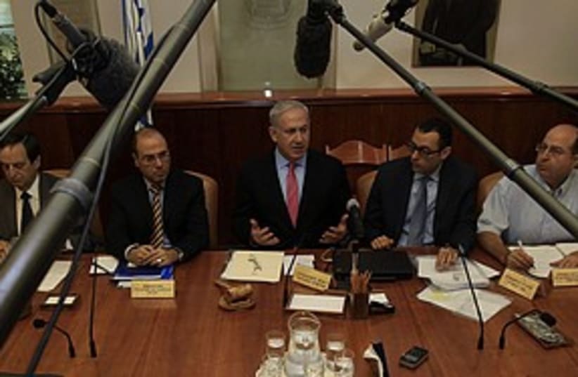 Netanyahu cabinet meeting 311 (photo credit: REUTERS/Ronen Zvulun)