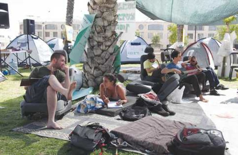 Tent protestors claim haredim are given more benefits. (photo credit: Marc Israel Sellem)