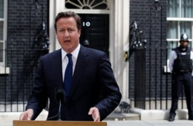 UK PM David Cameron 311 (R) (photo credit: REUTERS/Suzanne Plunkett)