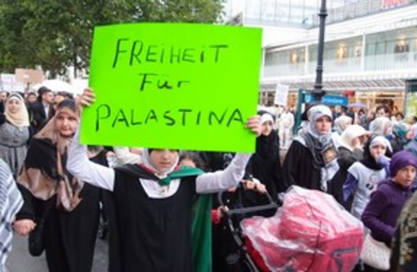 Berlin anti Israel rally 311 (photo credit: Courtesy)