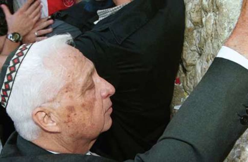 Ariel Sharon at Western wall 521 (photo credit: Flash90/MCT)