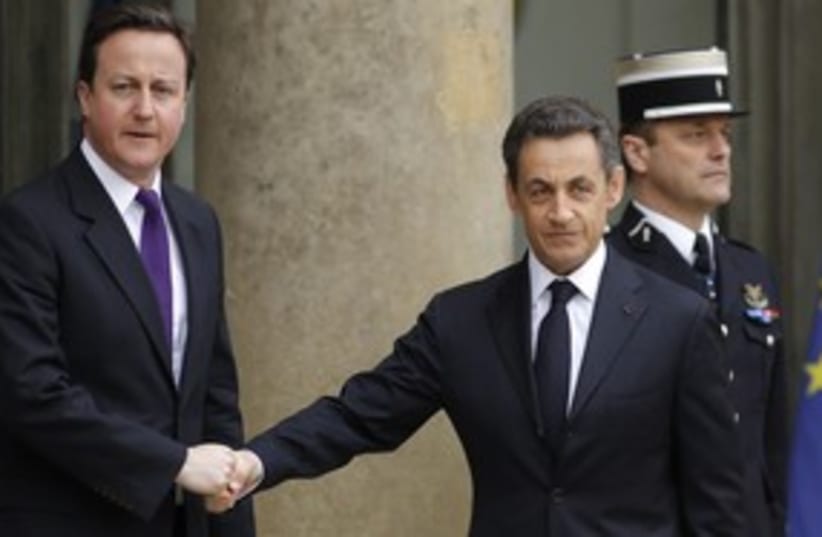 Cameron and Sarkozy 311 (photo credit: Benoit Tessier / Reuters)