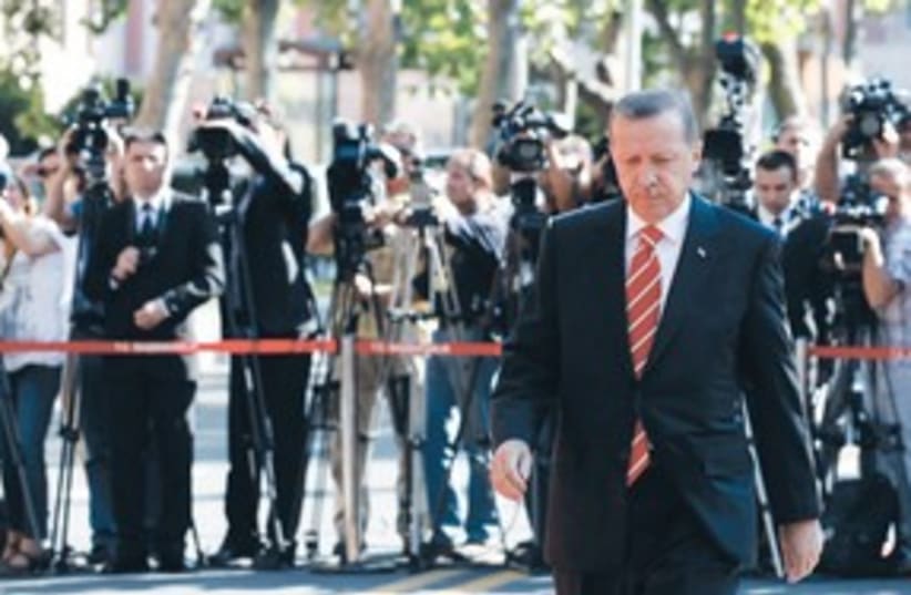 Erdogan press 311 (photo credit: Umit Bektas/Reuters)