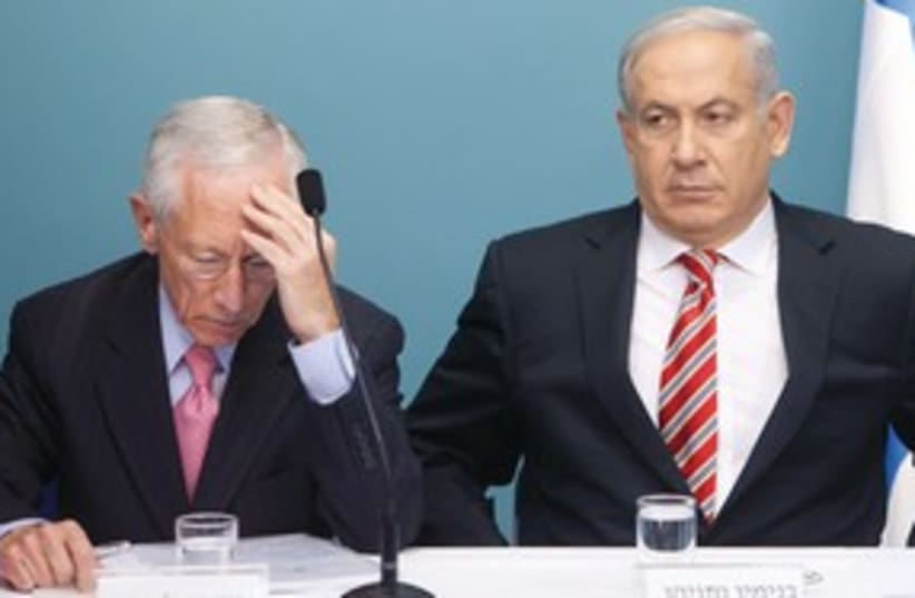 Netanyahu and Fischer (photo credit: Tal Cohen/ Pool)